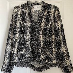 Cabi black & white woven coat size 4. NWT